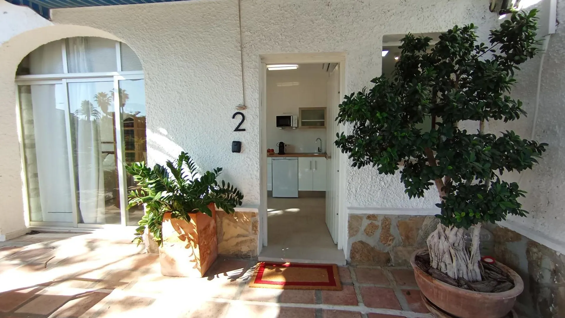 Habitaciones En Casa Miguel Caleta De Velez 0*,  Spanje